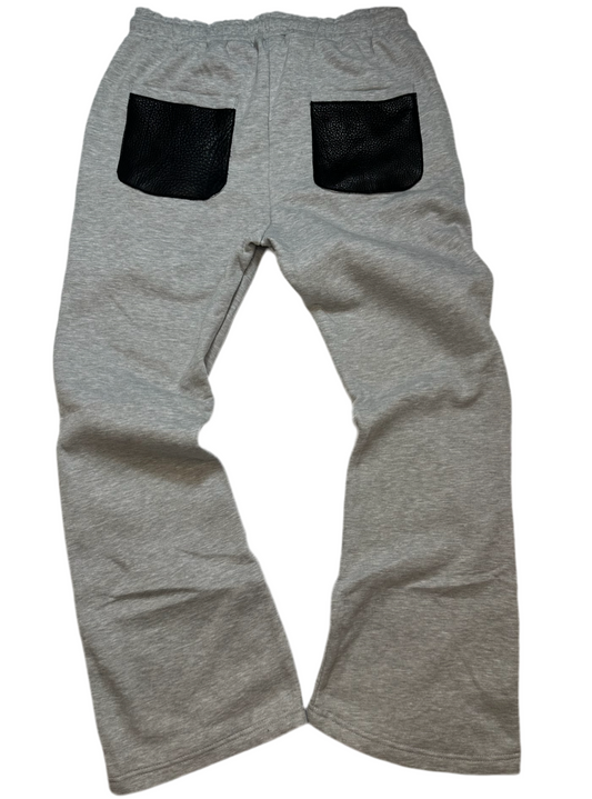 Wide leg joggers,with leather pocket